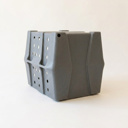 Dakota 283 CRaTE Intermediate rear view on off-white